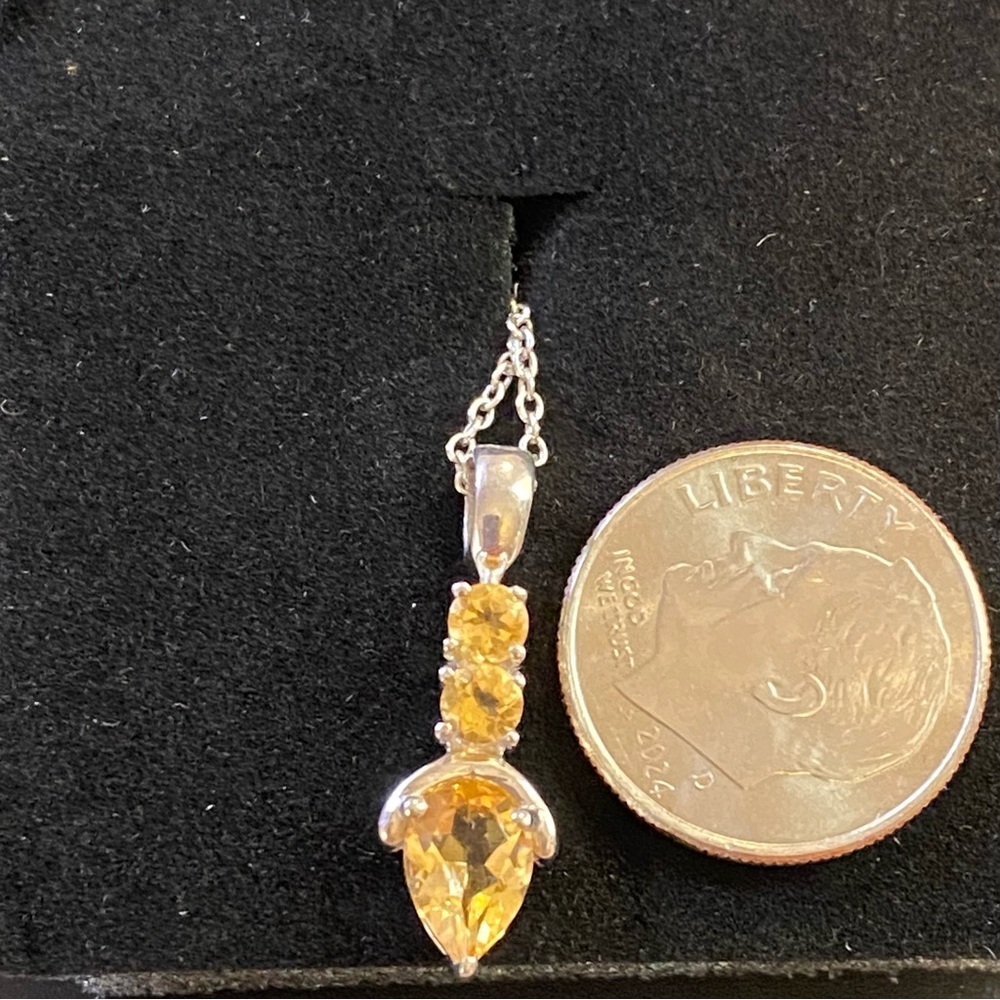 925 Citrine teadrop pendant with 925 18 in chain new without tags